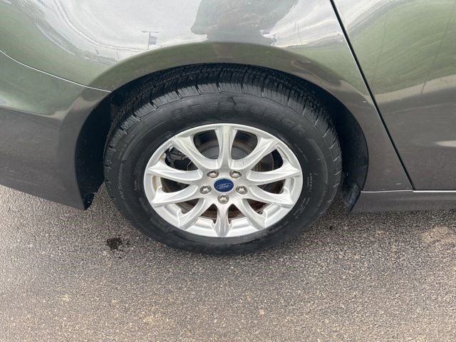 Used 2020 Ford Fusion SE FWD image 41