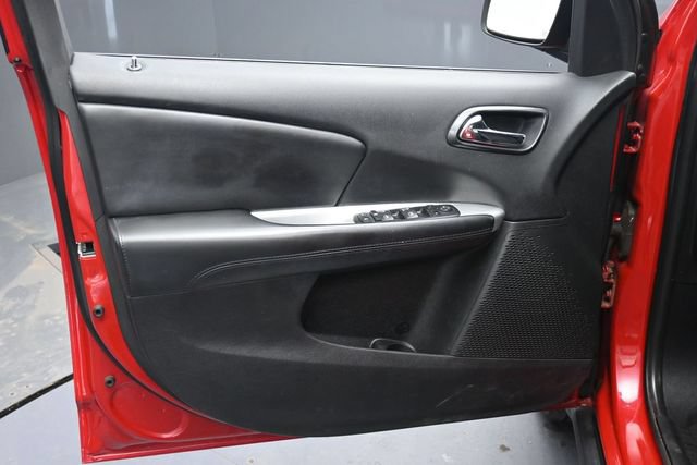 Used 2017 Dodge Journey SE w/ Flexible Seating Group FWD image 13