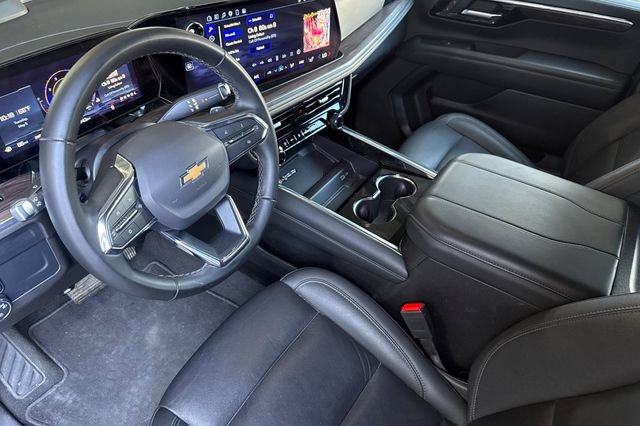 Used 2025 Chevrolet Tahoe LT AWD/4WD image 9