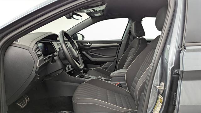 Used 2024 Volkswagen Jetta Sport FWD image 14