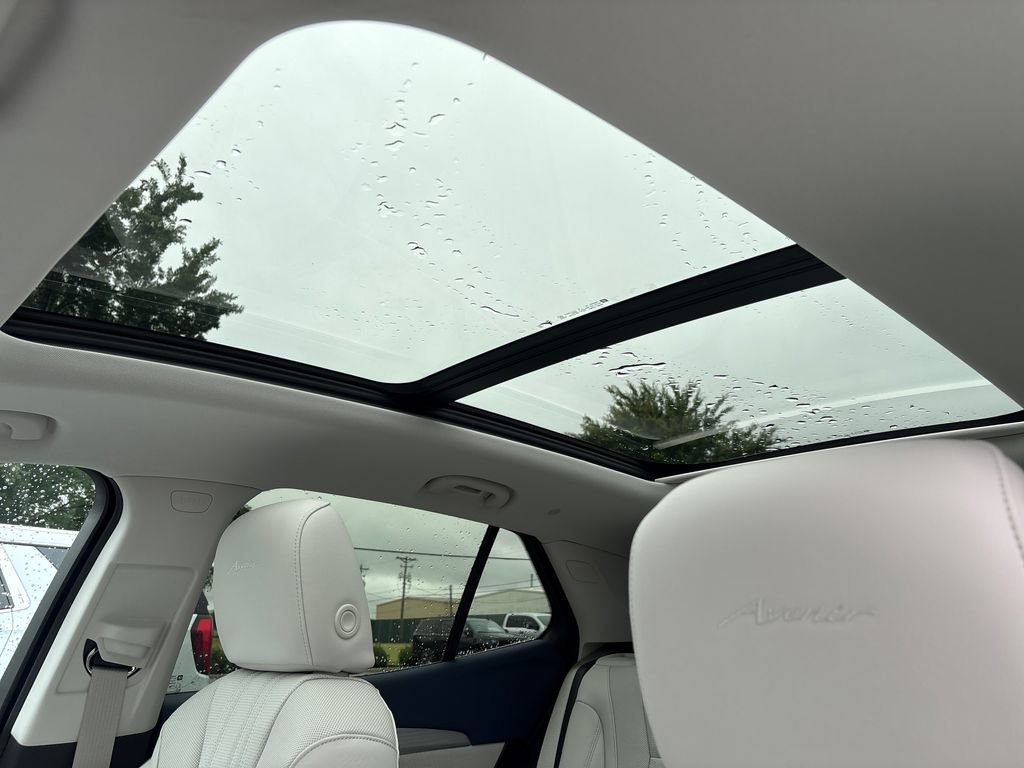 New 2026 Buick Envision Avenir AWD/4WD image 16