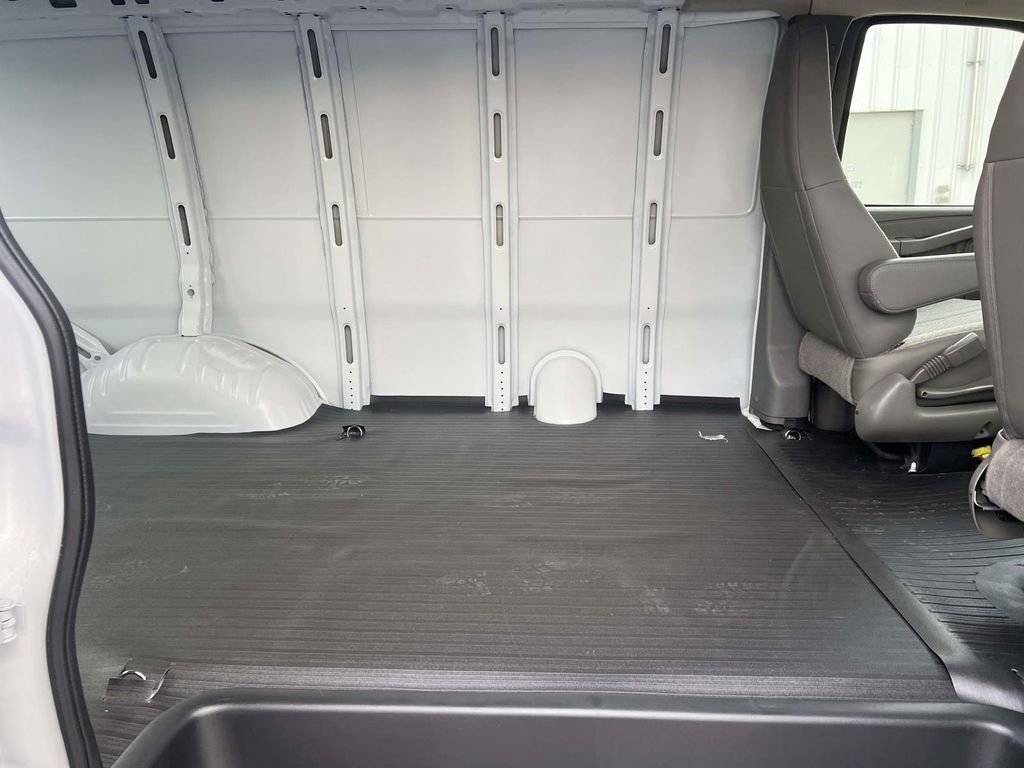 New 2025 Chevrolet Express 2500 w/ Driver Convenience Package image 9