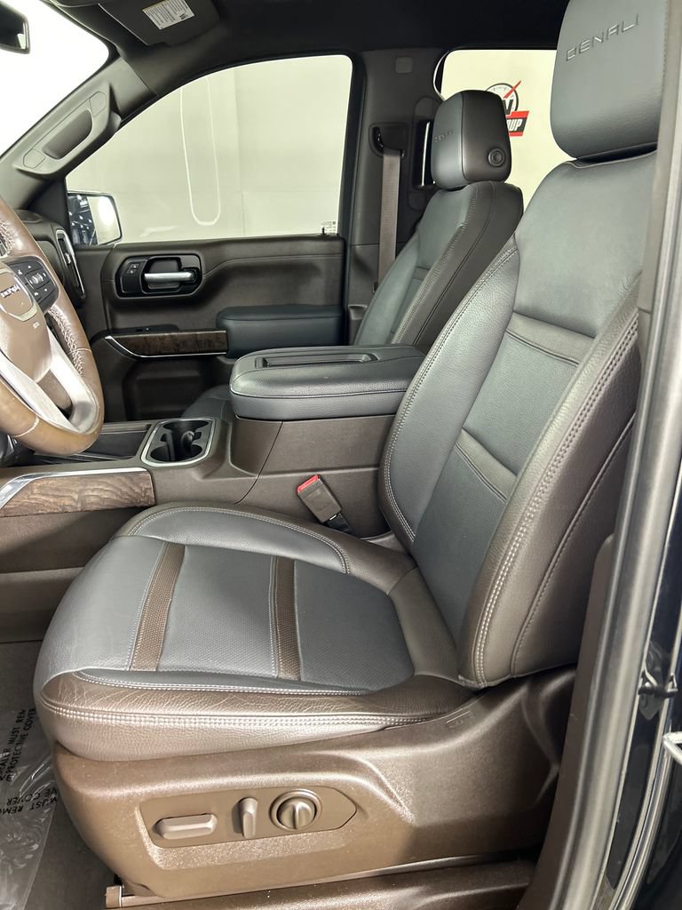 Used 2021 GMC Sierra 1500 Denali AWD/4WD image 12