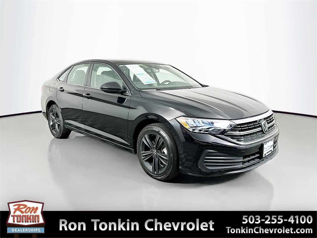 Used 2024 Volkswagen Jetta SE