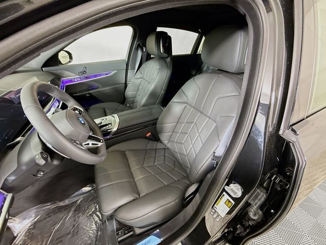 Used 2026 BMW 740i xDrive image 22