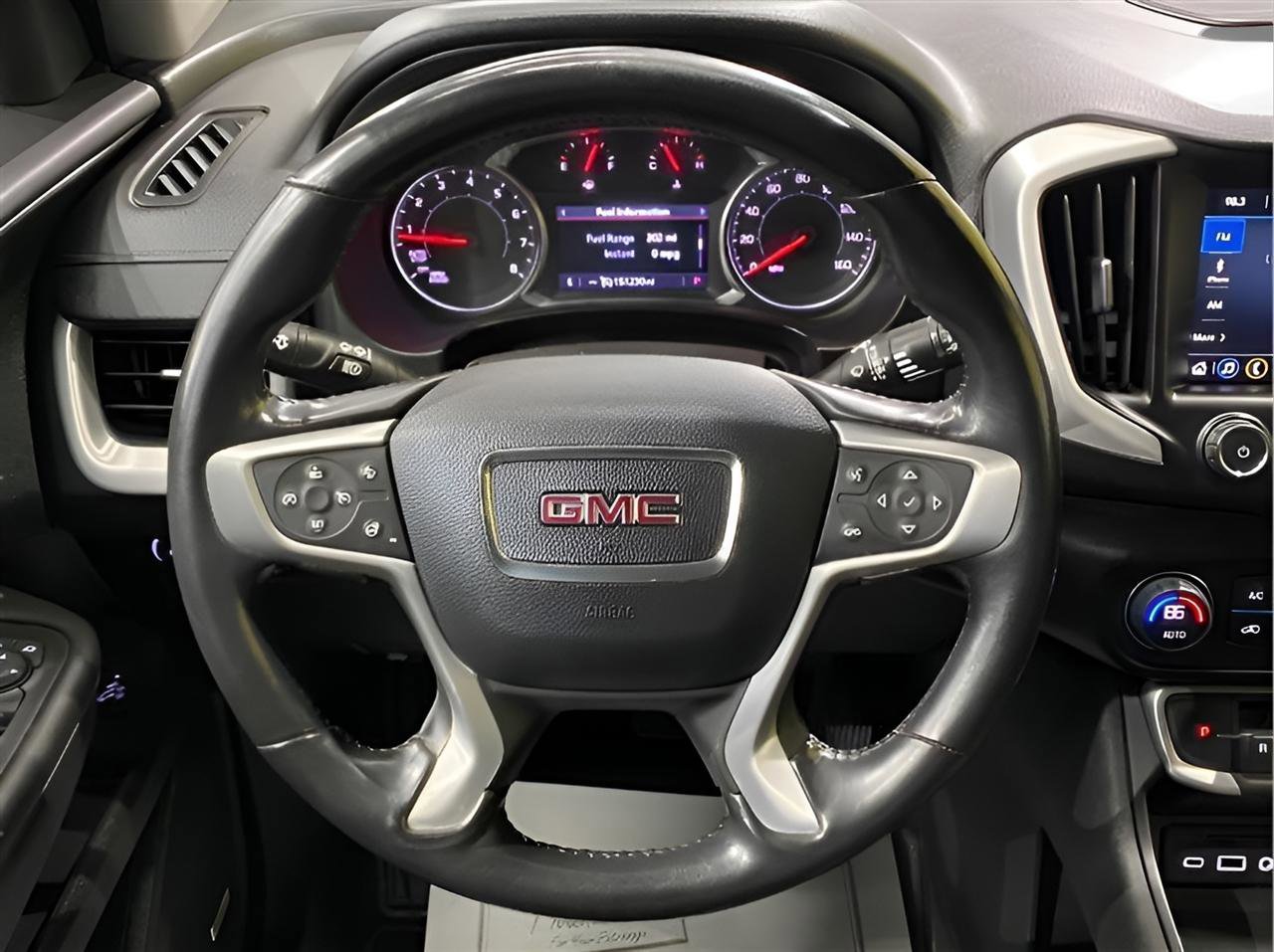 Used 2022 GMC Terrain SLT w/ Infotainment Package II image 18