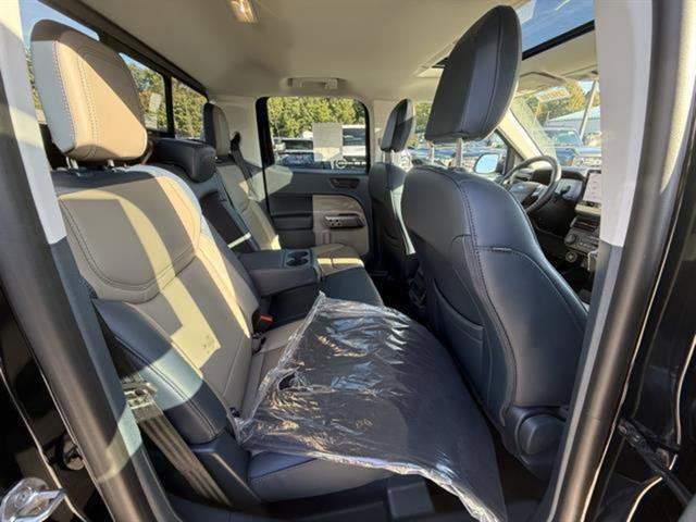 New 2025 Ford Maverick Lariat image 24