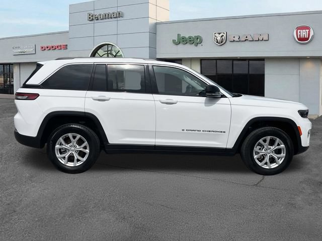 Used 2023 Jeep Grand Cherokee Limited AWD/4WD image 8