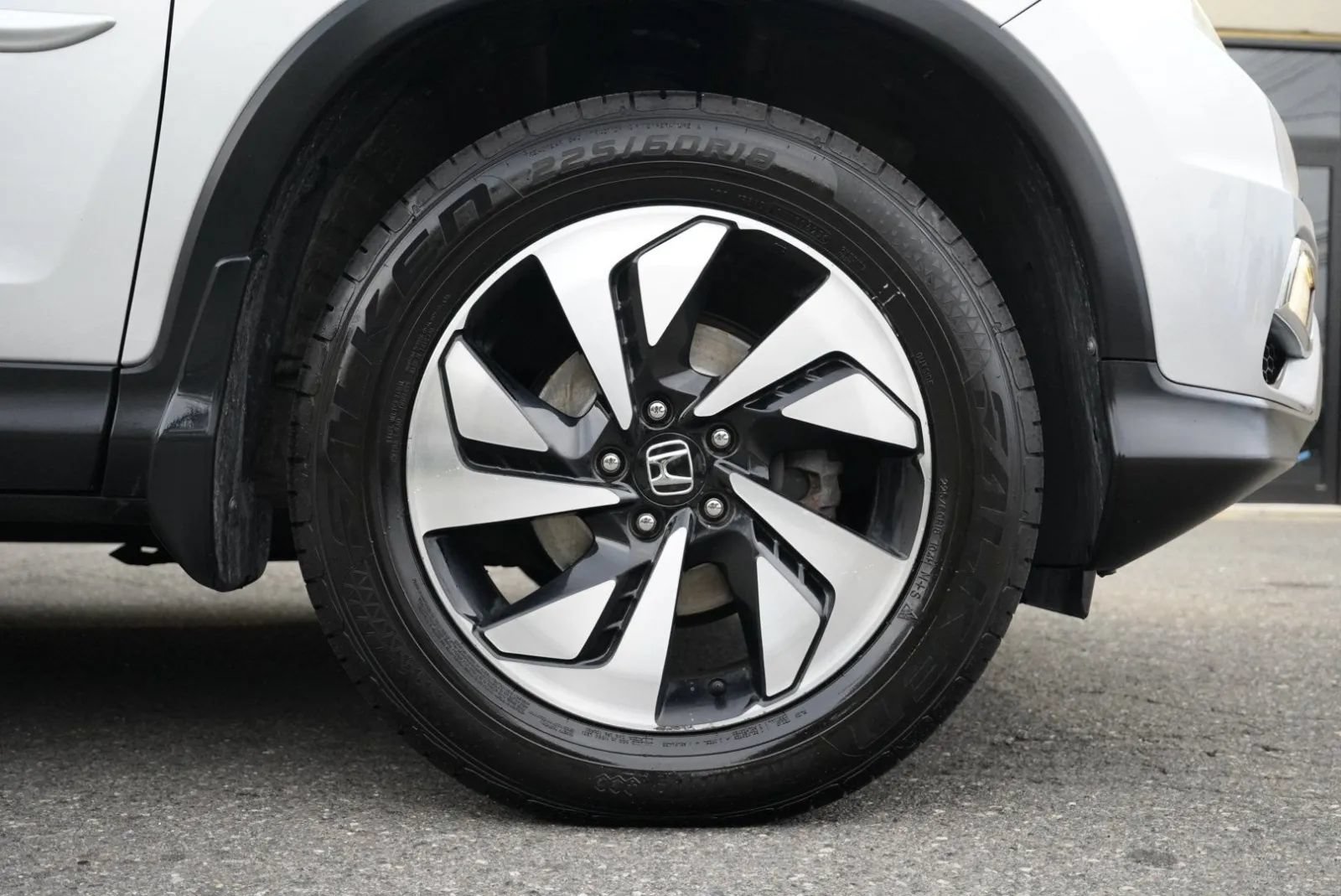 Used 2016 Honda CR-V Touring image 17