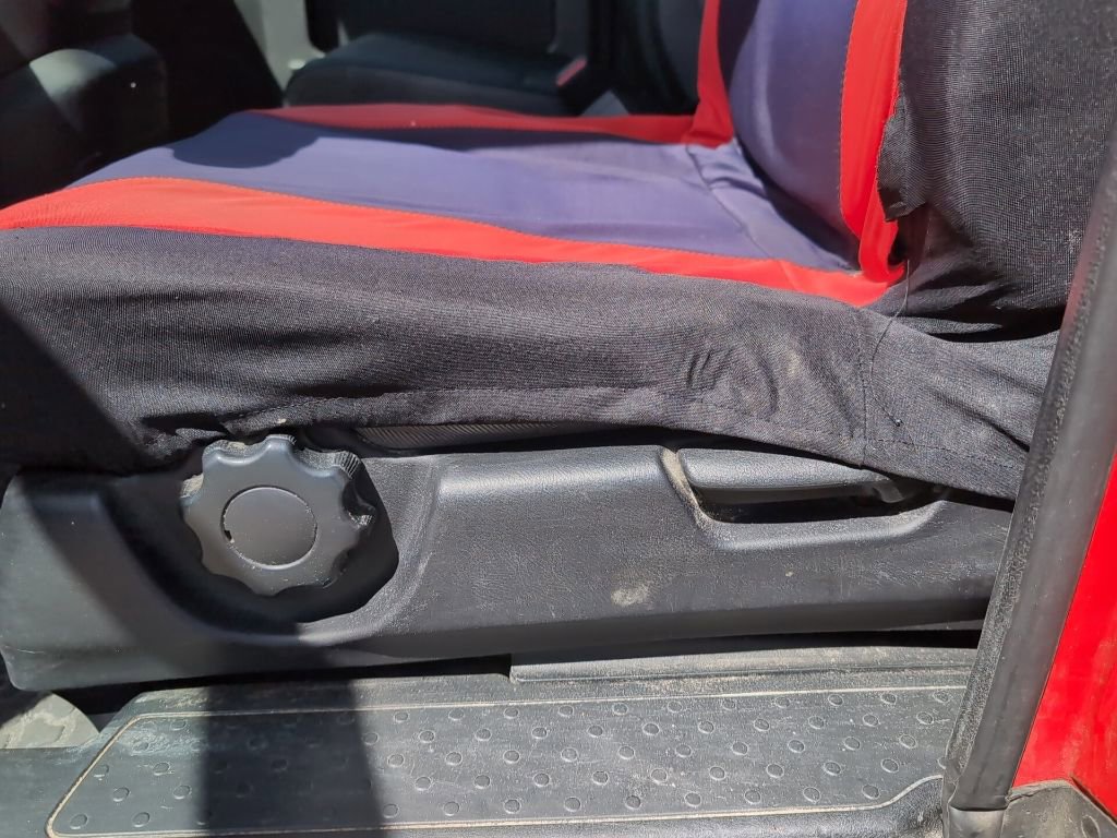 Used 2005 Honda Element EX image 17