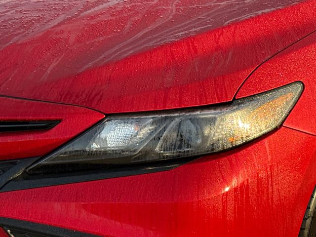 Used 2023 Toyota Camry SE image 4