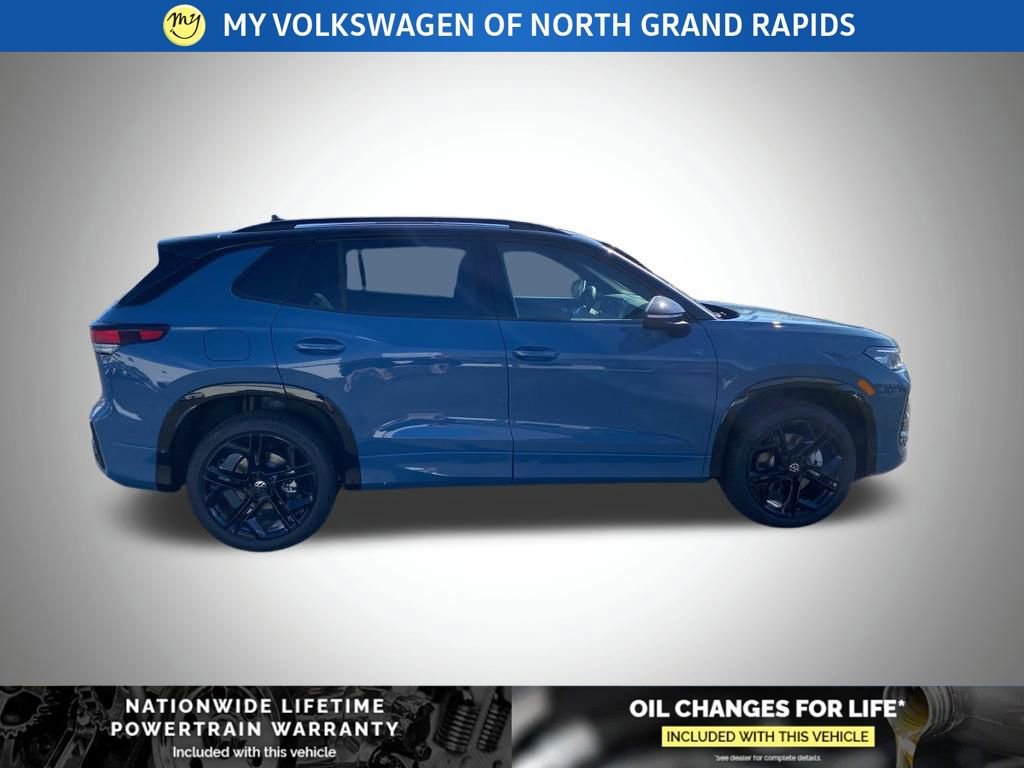 New 2026 Volkswagen Tiguan SE R-Line image 24