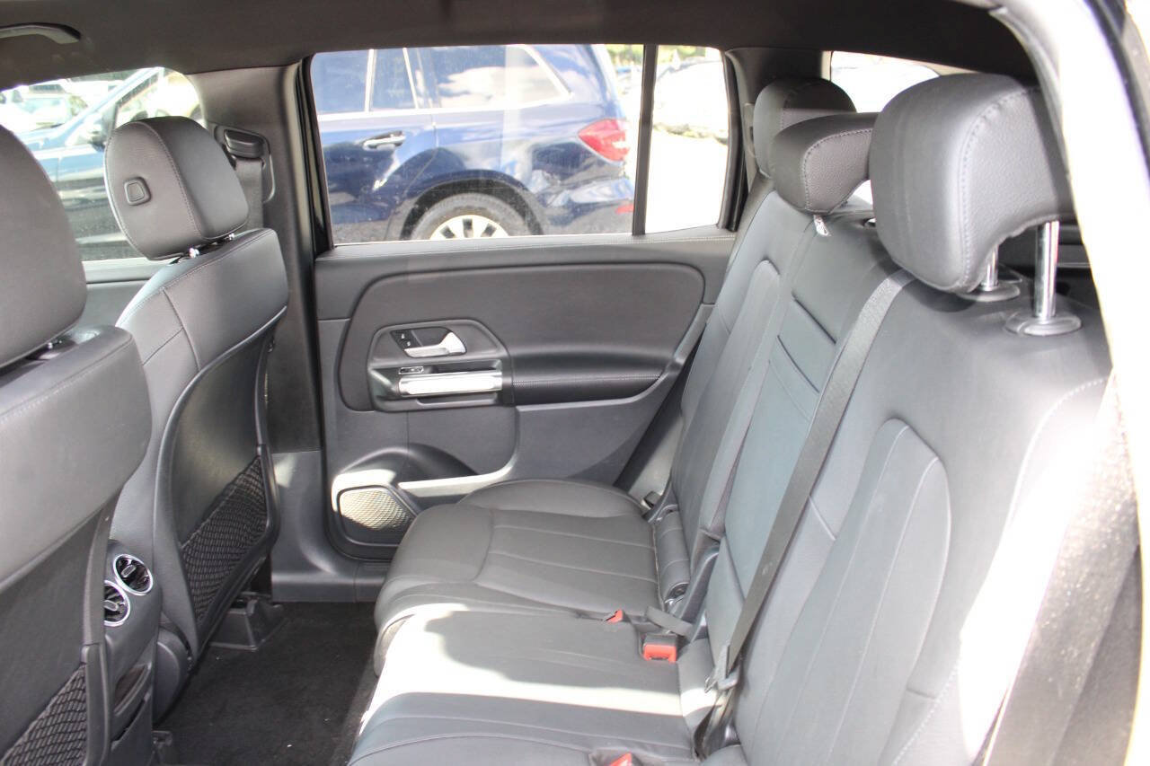 Used 2024 Mercedes-Benz GLB 250 image 18