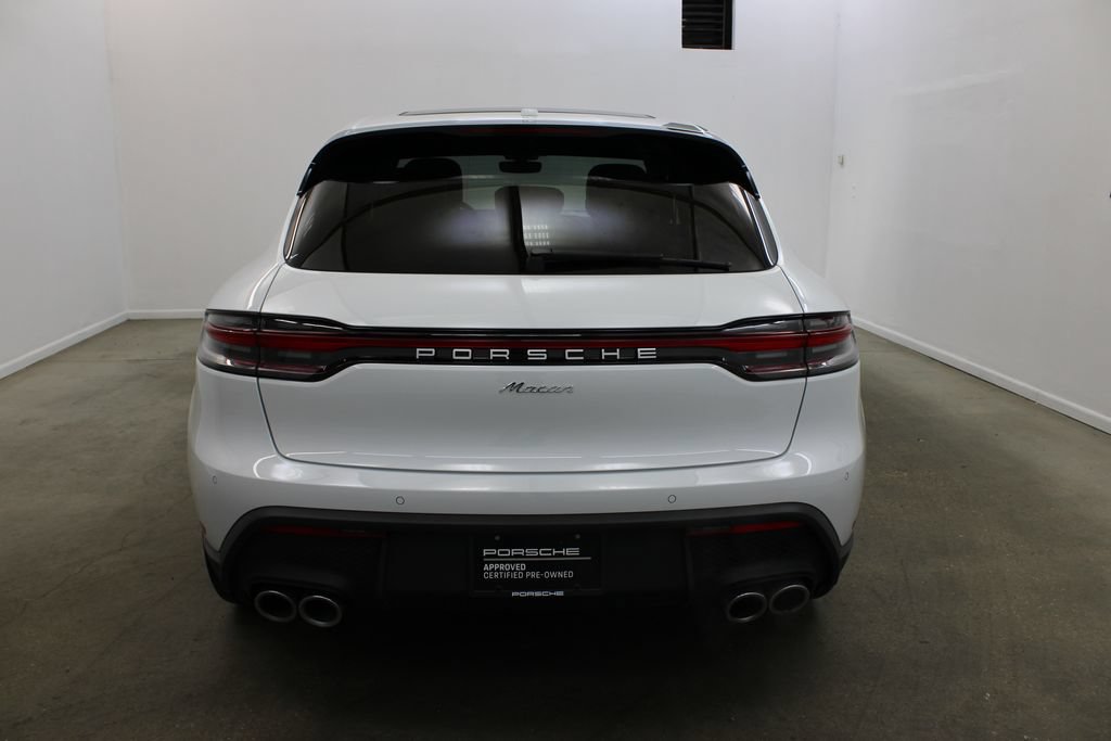 Certified 2024 Porsche Macan AWD/4WD image 6