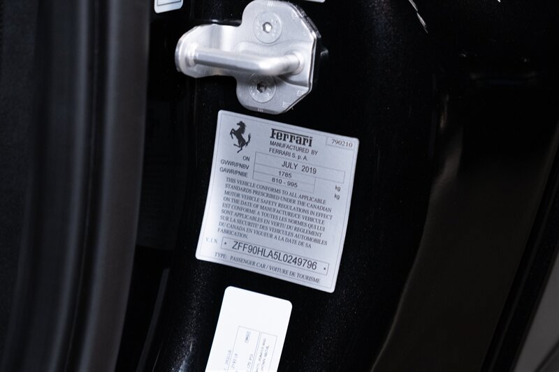 Used 2020 Ferrari 488 Pista Coupe RWD image 27