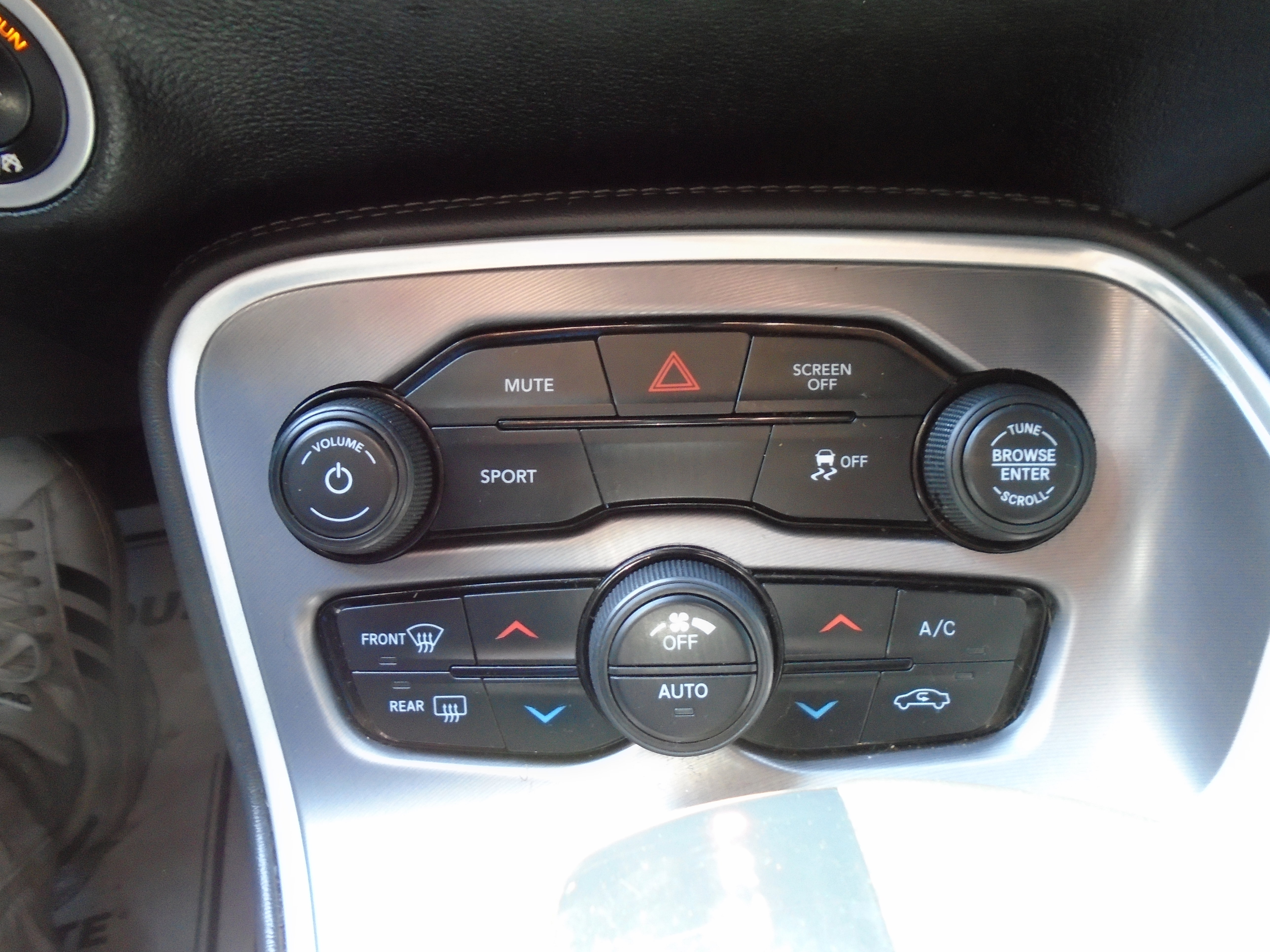 Used 2019 Dodge Challenger SXT w/ Cold Weather Group RWD image 16