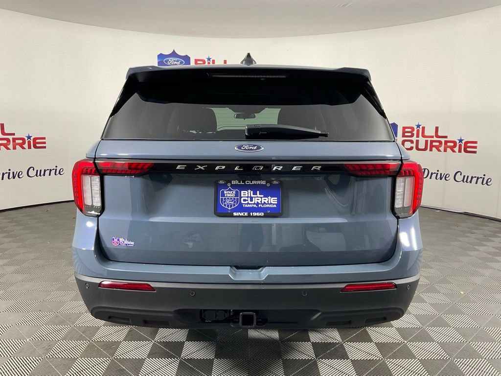 New 2026 Ford Explorer Active RWD image 4