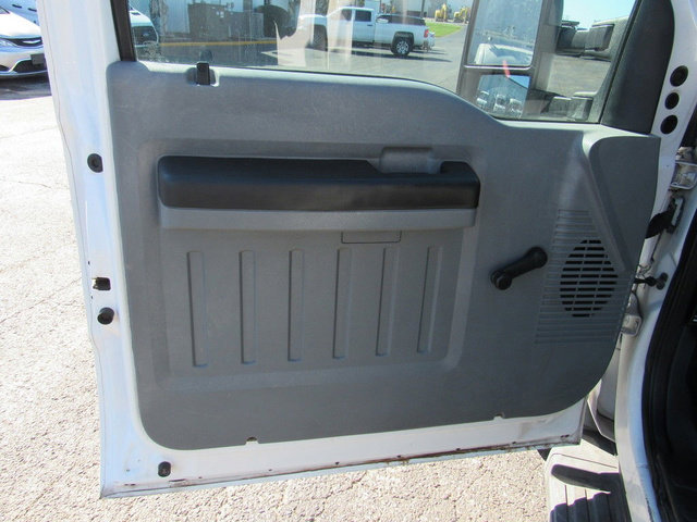 Used 2016 Ford F550 2WD Crew Cab Super Duty image 30