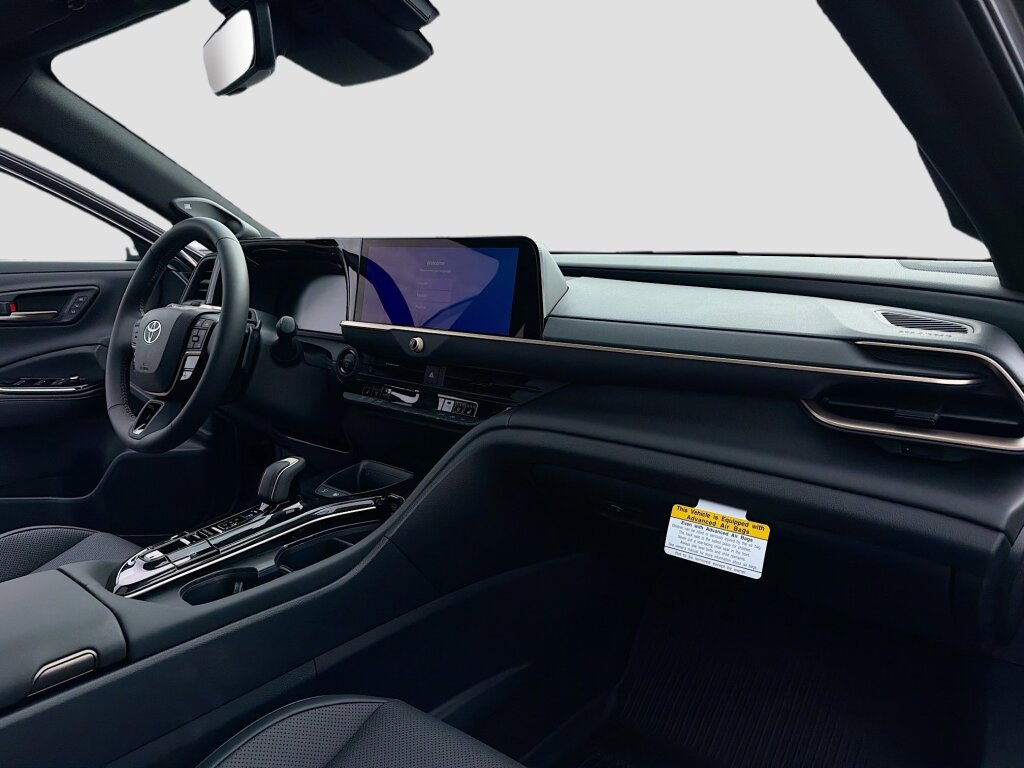 New 2026 Toyota Crown Platinum image 6