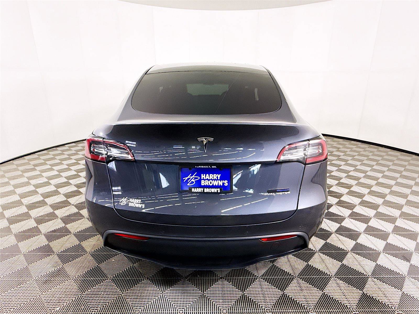 Used 2020 Tesla Model Y Long Range image 25