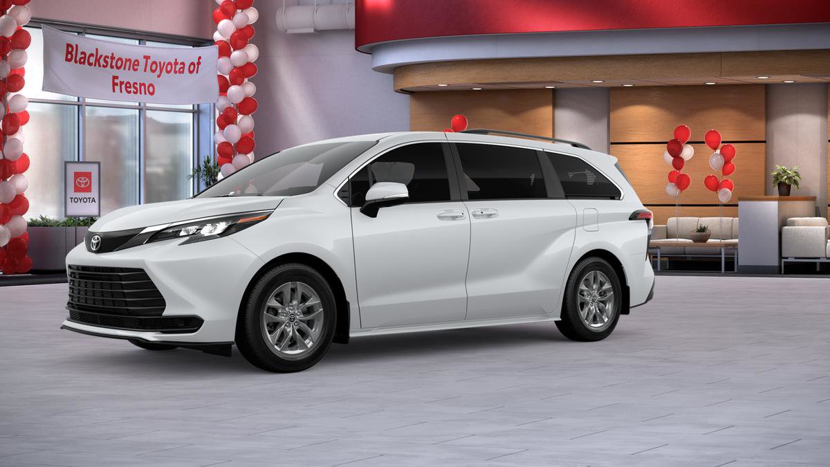 New 2026 Toyota Sienna LE FWD image 4