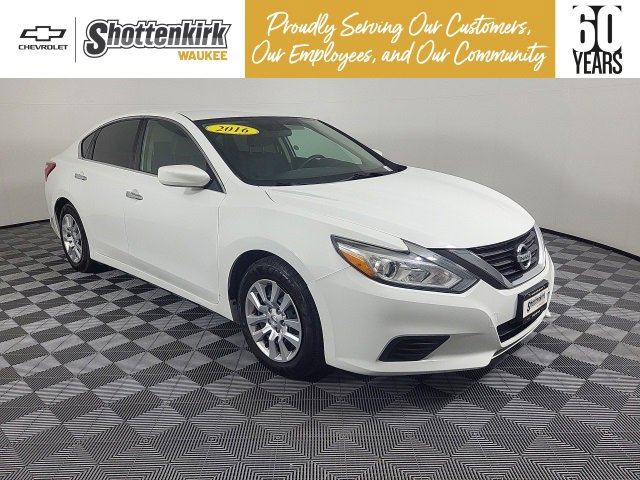 Used 2016 Nissan Altima 2.5 S w/ Power Driver Seat Package