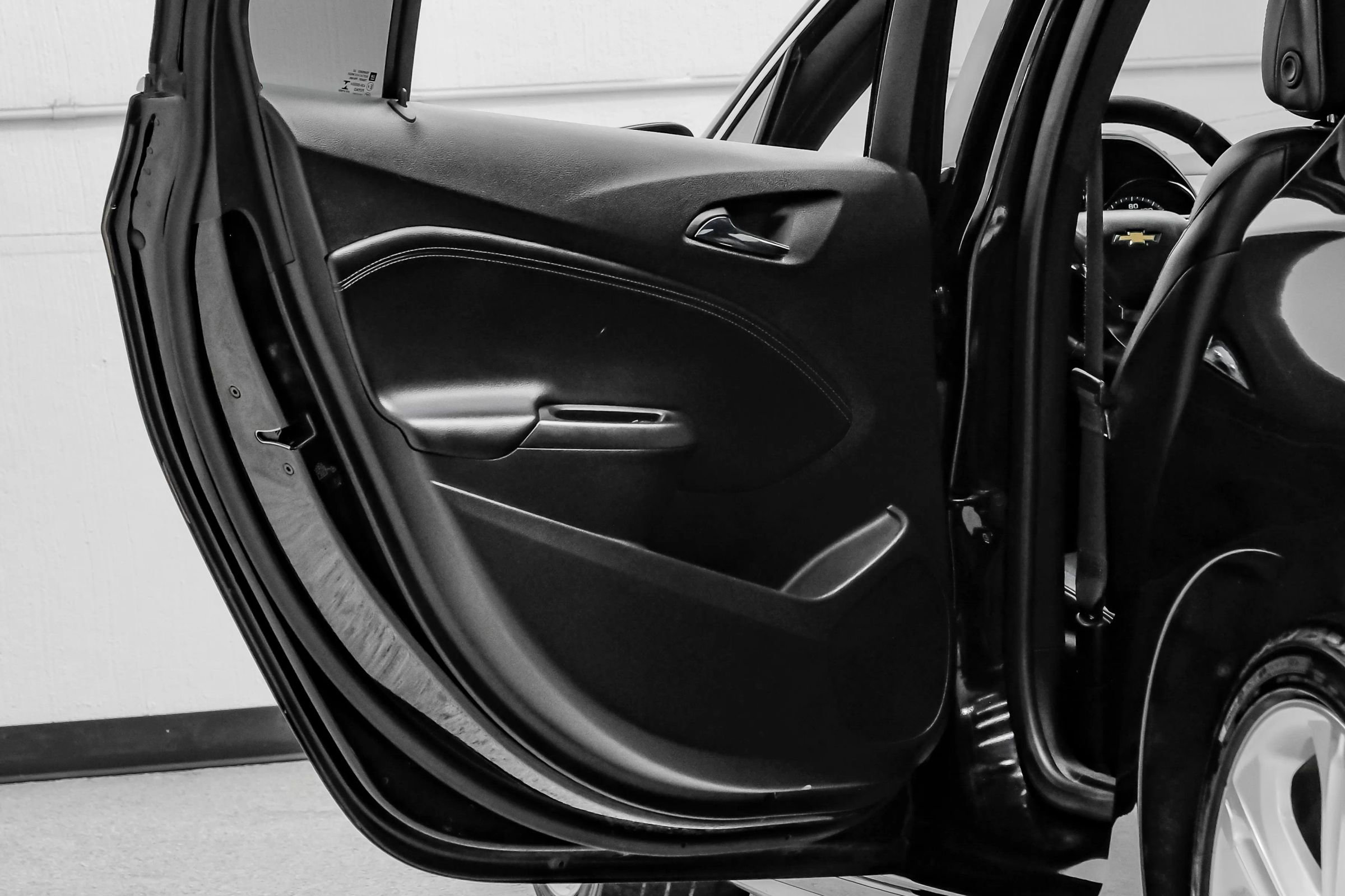 Used 2016 Chevrolet Cruze Premier image 47