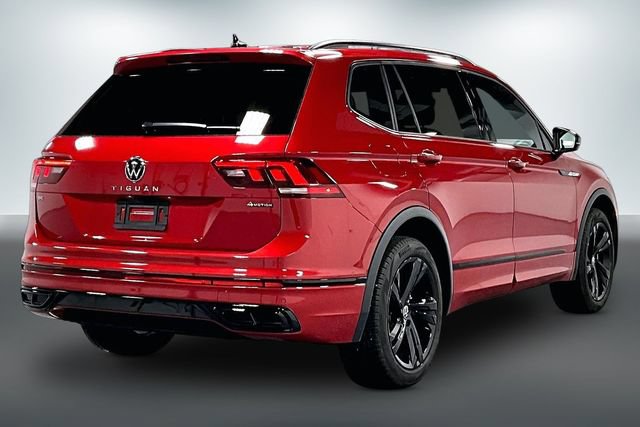 Used 2024 Volkswagen Tiguan SE R-Line AWD/4WD image 8