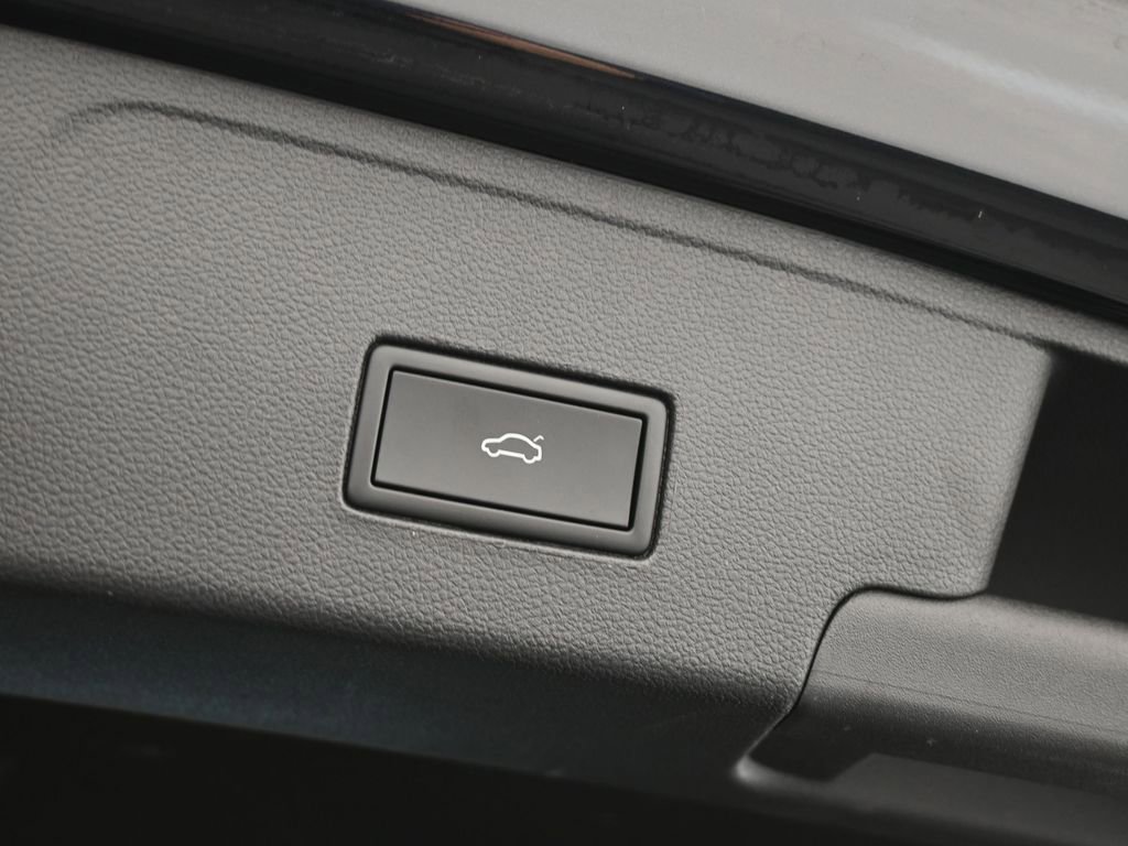 Used 2024 Volkswagen Atlas Cross Sport SEL Premium R-Line image 42