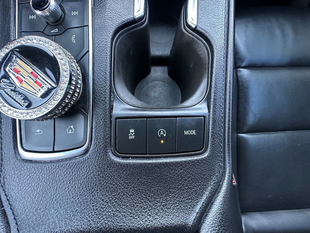 Used 2022 Cadillac XT4 Premium Luxury w/ Enhanced Visibility Package image 29