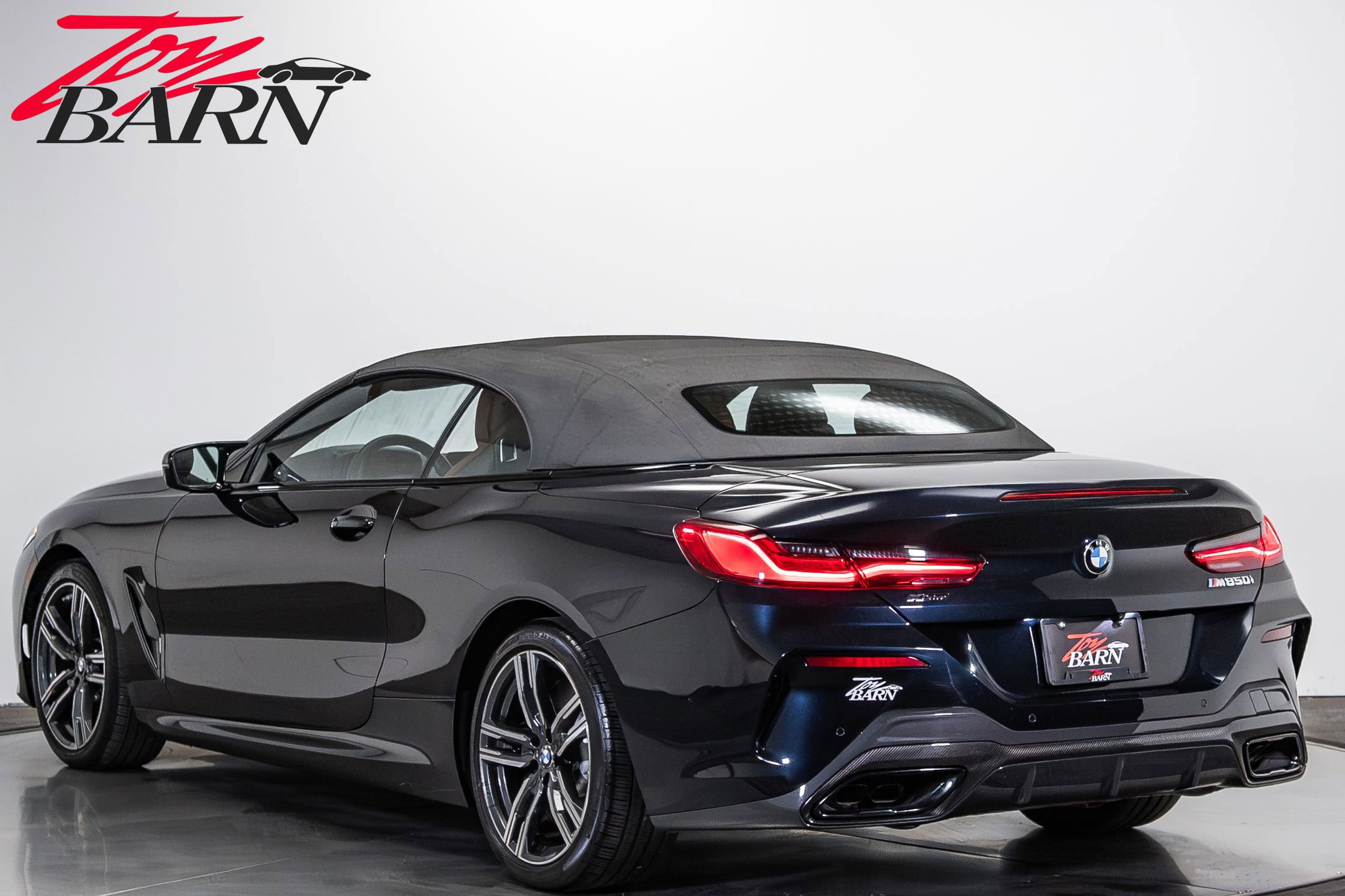 Used 2024 BMW M850i xDrive Convertible w/ M Carbon Exterior Package AWD/4WD image 11