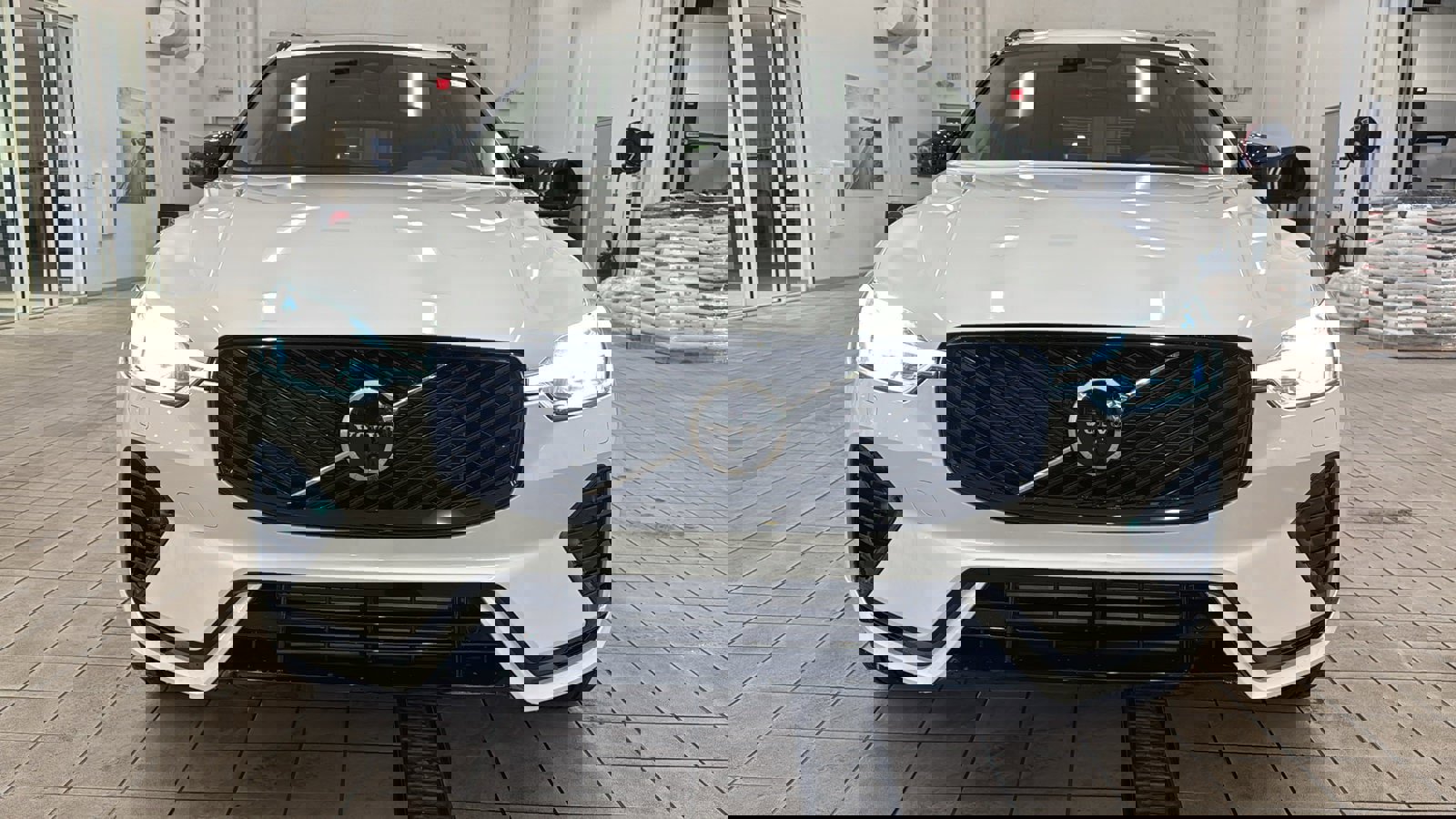 New 2026 Volvo XC60 T8 Ultra w/ Protection Package Premier image 10