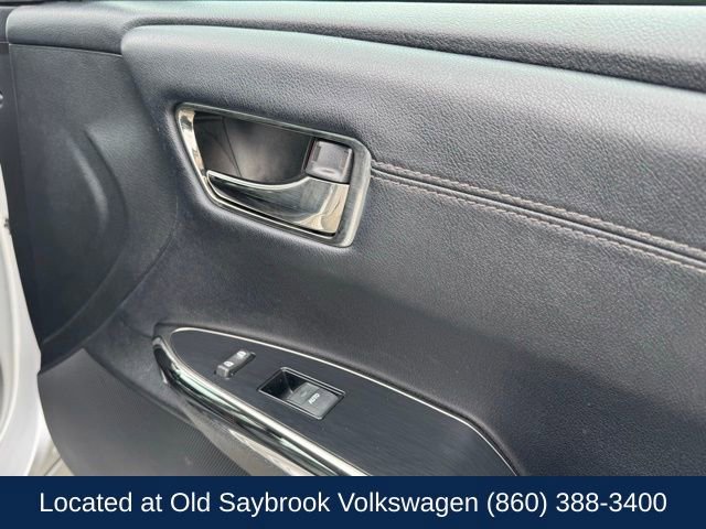 Used 2014 Toyota Avalon XLE Touring image 27