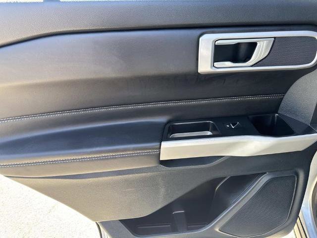 Certified 2022 Ford Explorer XLT w/ Equipment Group 202A image 12