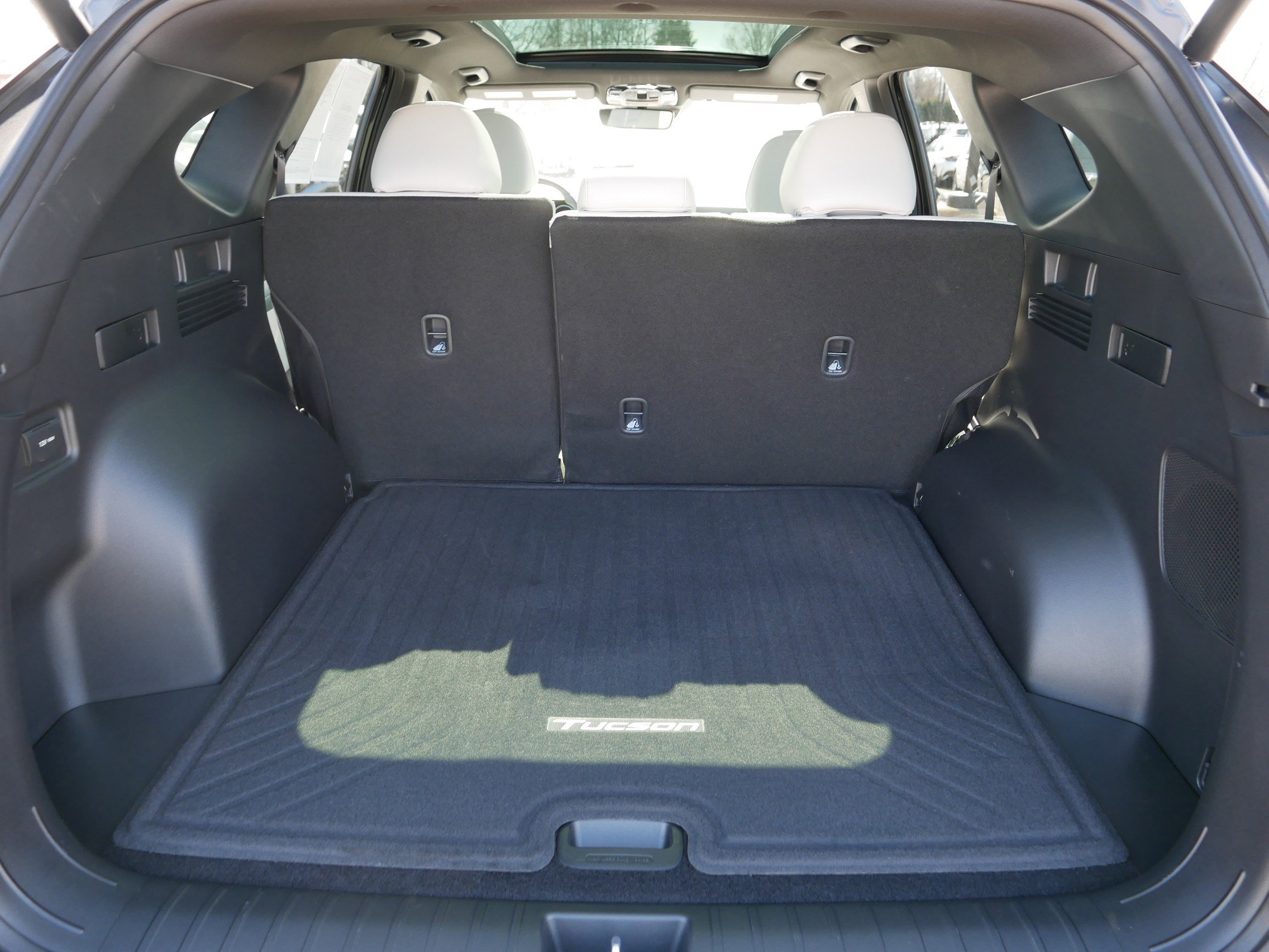 Certified 2025 Hyundai Tucson Limited image 18