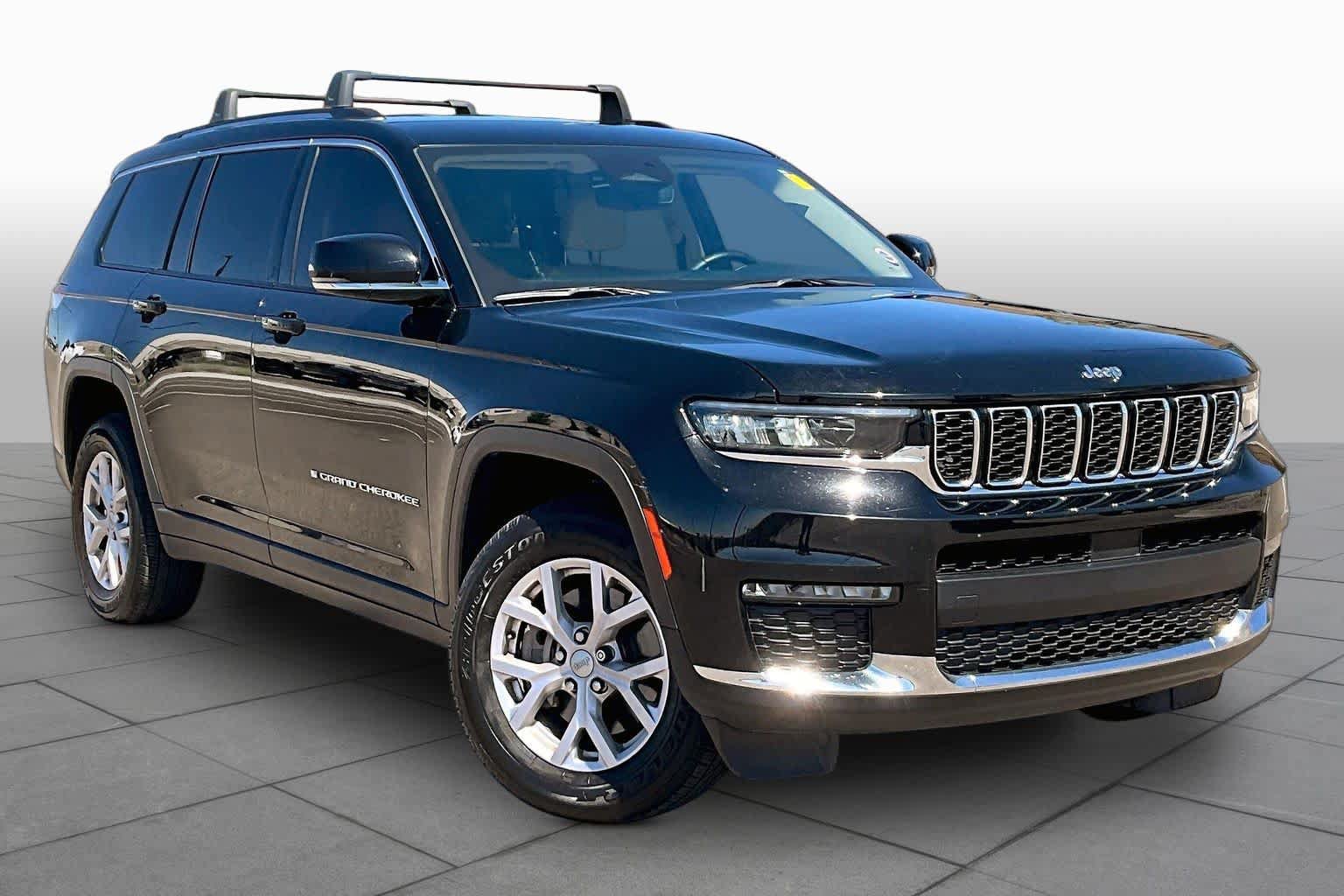 Used 2022 Jeep Grand Cherokee L Limited AWD/4WD image 3