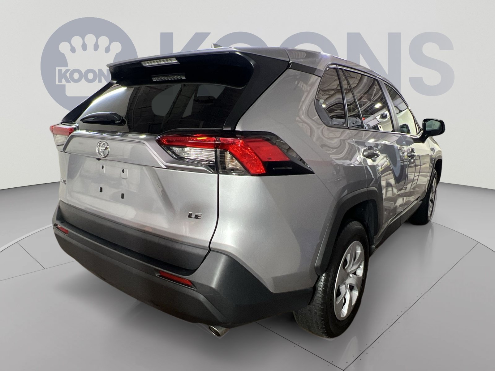 Used 2025 Toyota RAV4 LE FWD image 5