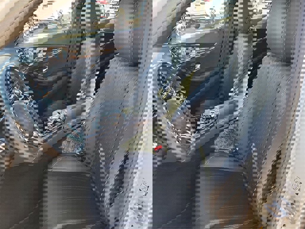 Used 2019 Mercedes-Benz E 450 4MATIC Sedan image 16