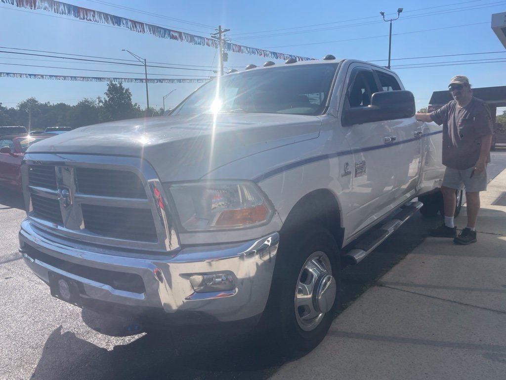 Used 2011 RAM 3500 SLT AWD/4WD image 1