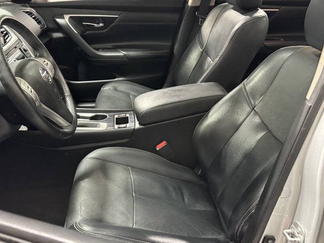 Used 2016 Nissan Altima 2.5 SL w/ 2.5 Technology Package FWD image 27