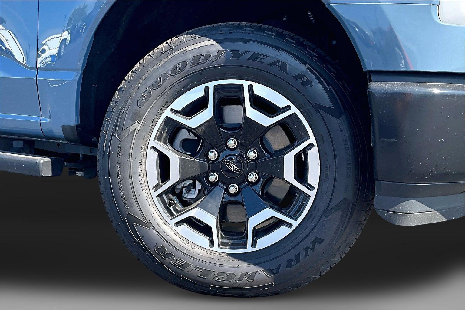 Used 2023 Ford F150 Lightning Pro AWD/4WD image 9
