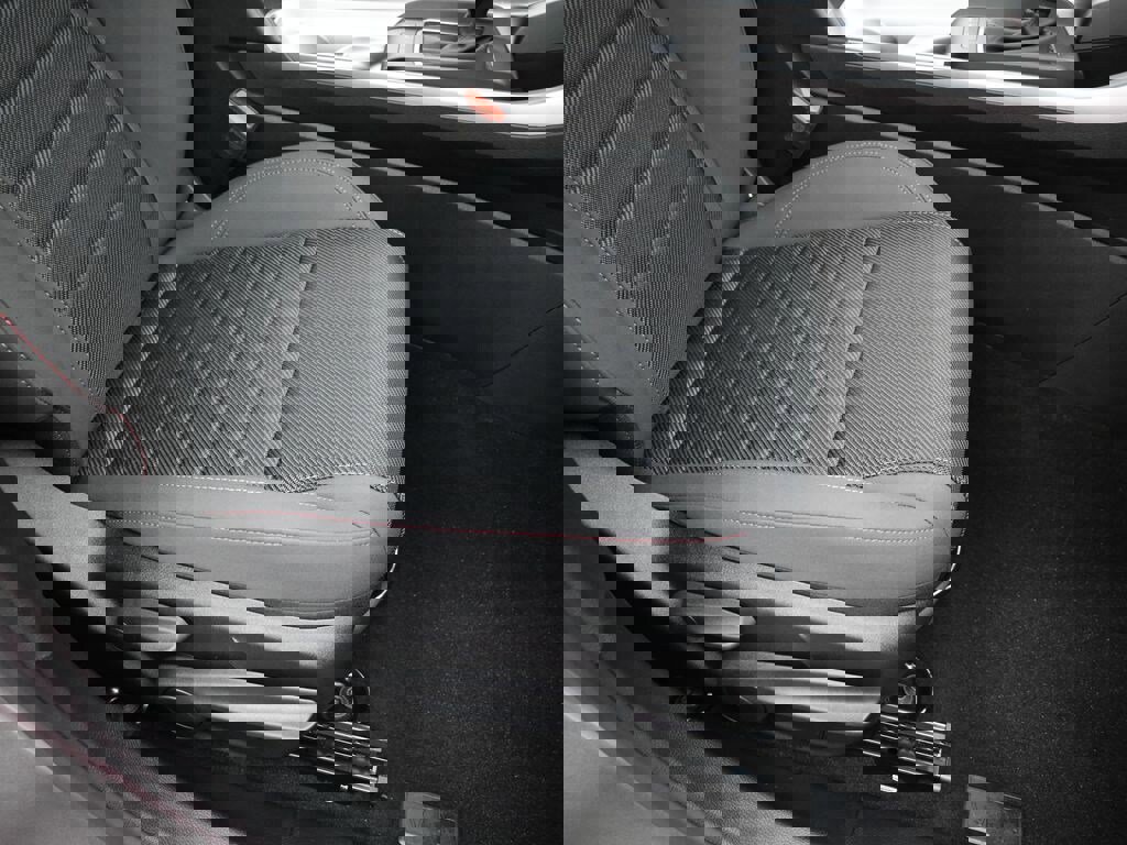 New 2024 Dodge Hornet GT image 31