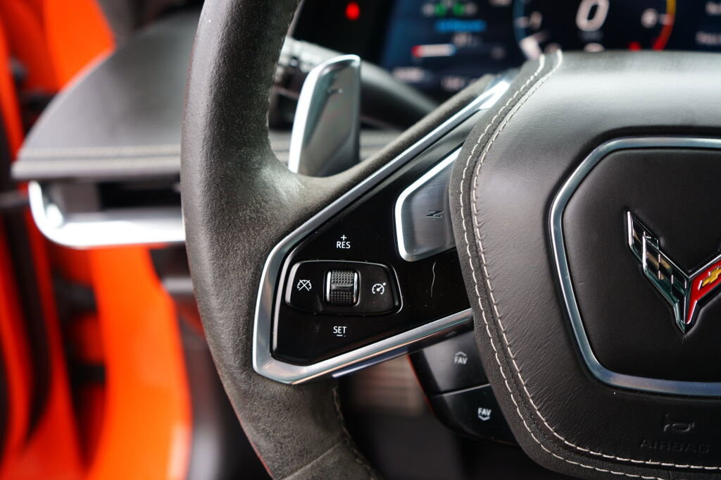 Used 2020 Chevrolet Corvette Stingray Premium Cpe w/ 3LT Preferred Equipment Group image 35