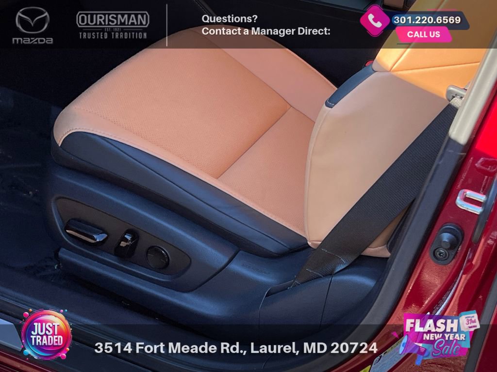 Used 2024 Lexus ES 350 w/ Premium Package image 8