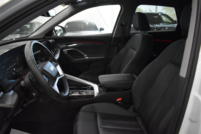 Used 2025 Audi Q5 Premium w/ Convenience Package AWD/4WD image 10