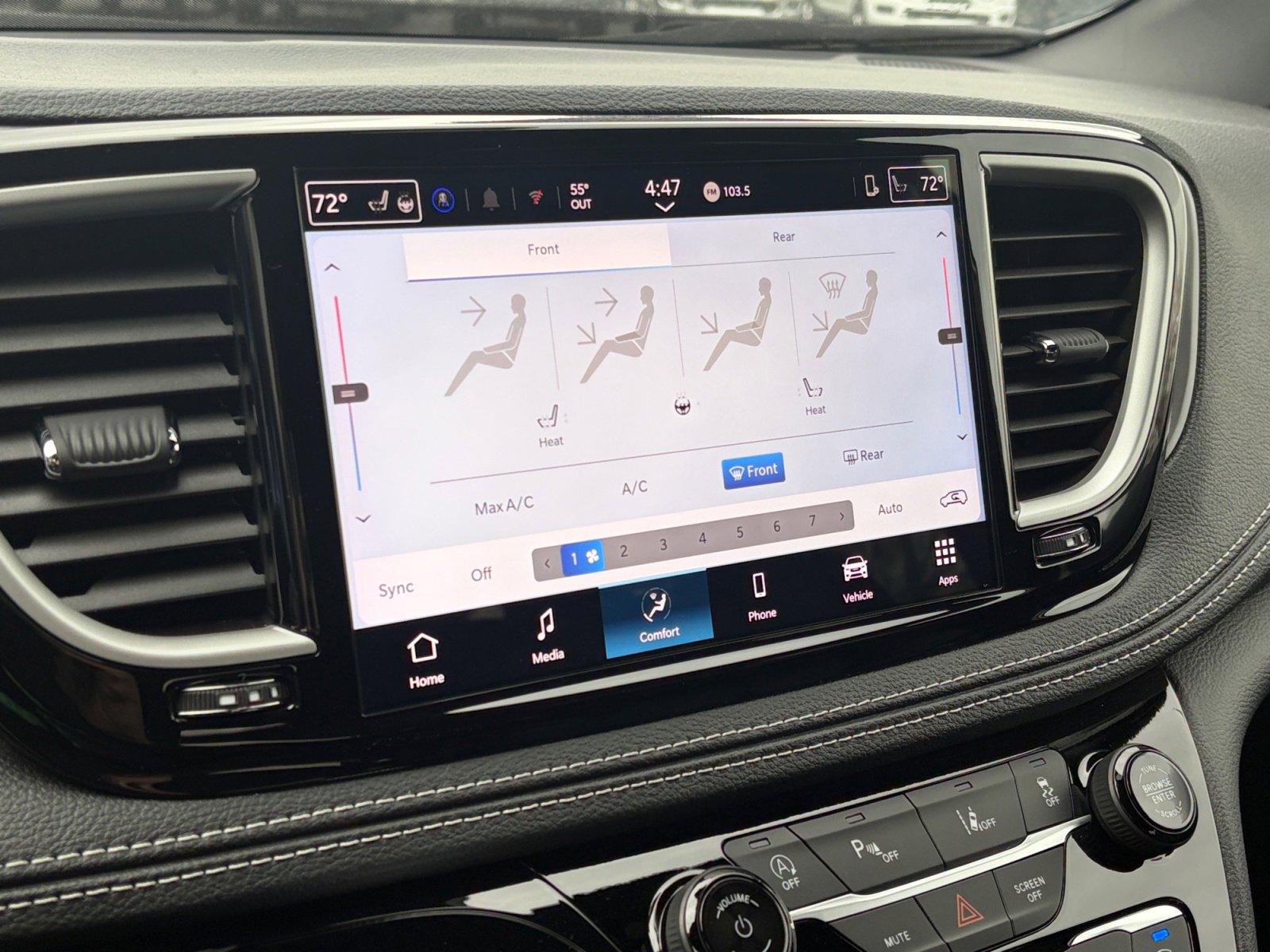 Used 2025 Chrysler Pacifica Select image 20