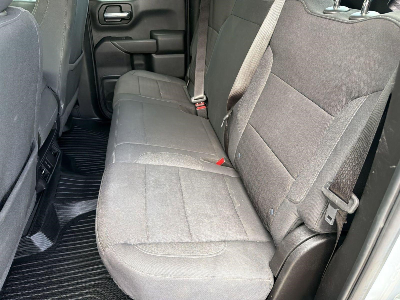 Certified 2025 Chevrolet Silverado 1500 Custom w/ LPO, Dark Essentials Package RWD image 14