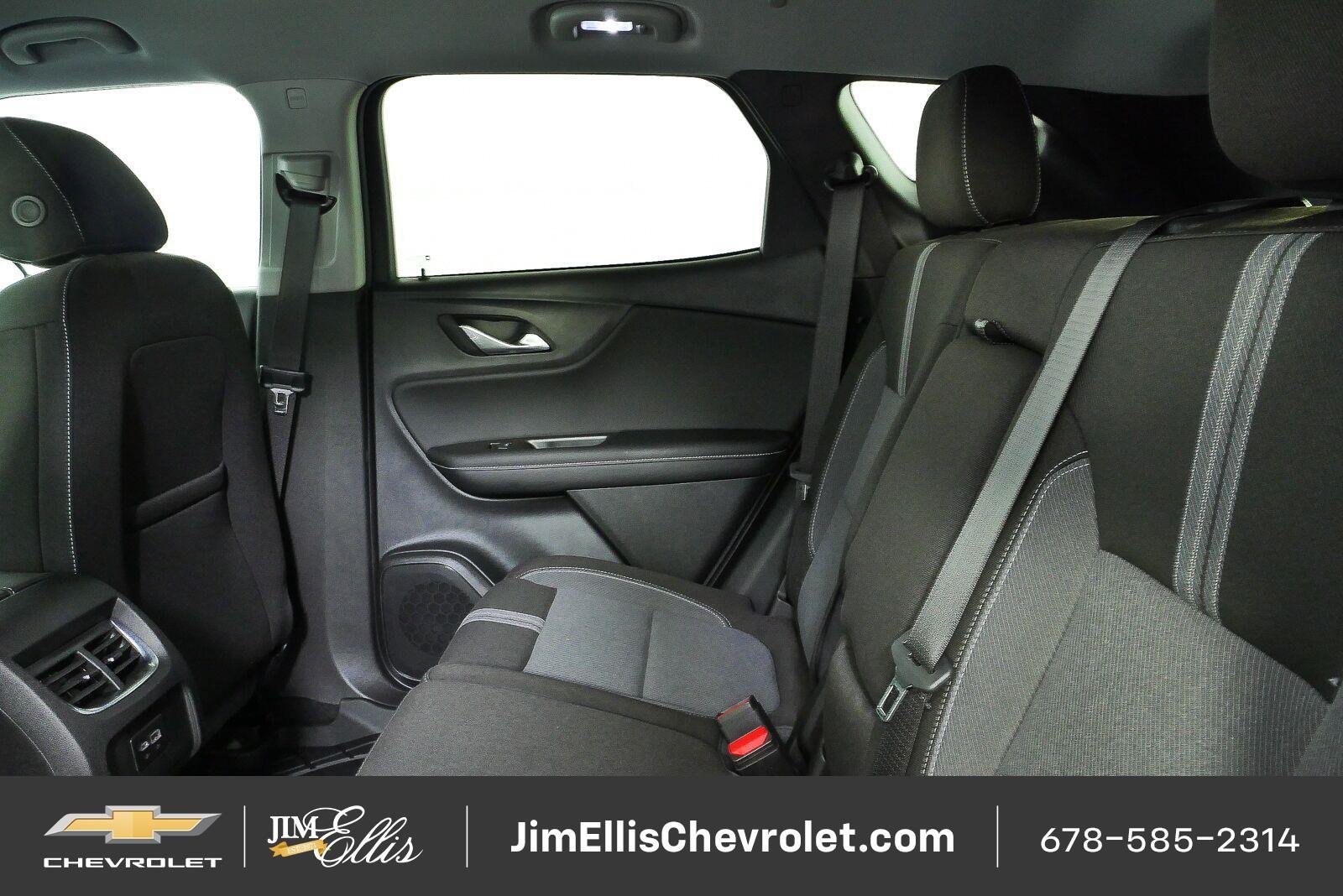 New 2026 Chevrolet Blazer LT w/ Convenience Package FWD image 17