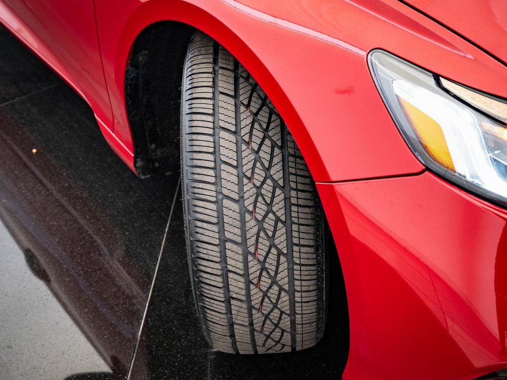 Used 2018 Honda Accord Sport image 36