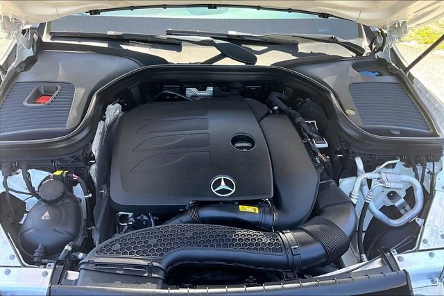 Certified 2022 Mercedes-Benz GLC 300 image 31